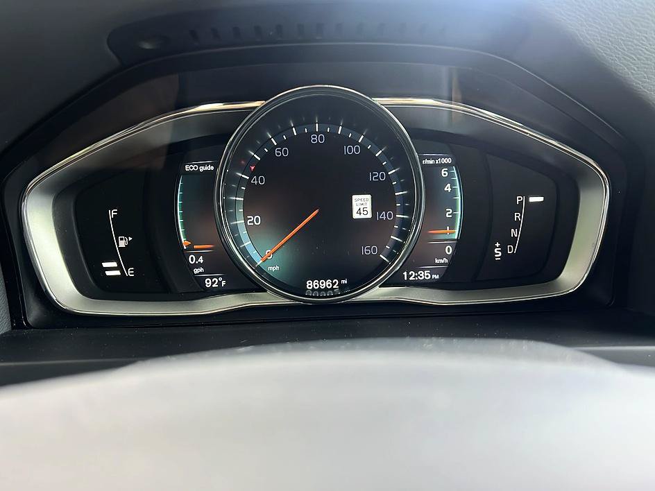 Used 2016 Volvo S60 T5 Inscription Platinum FWD image 14