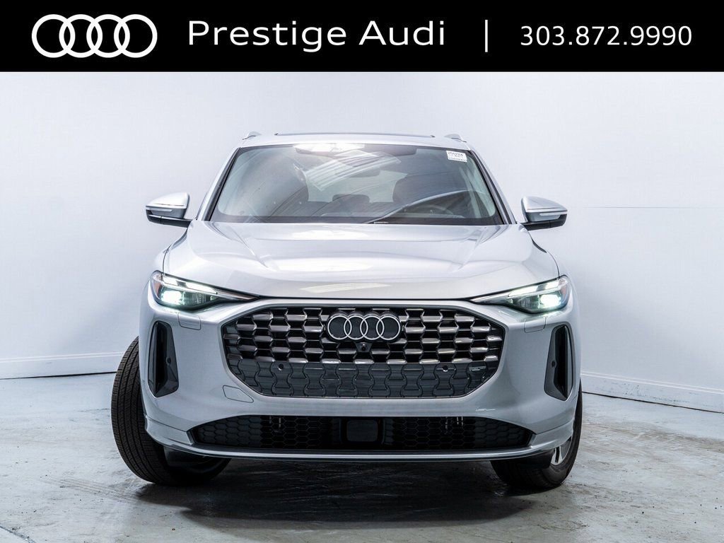 Used 2025 Audi Q5 Premium w/ Convenience Package AWD/4WD image 11