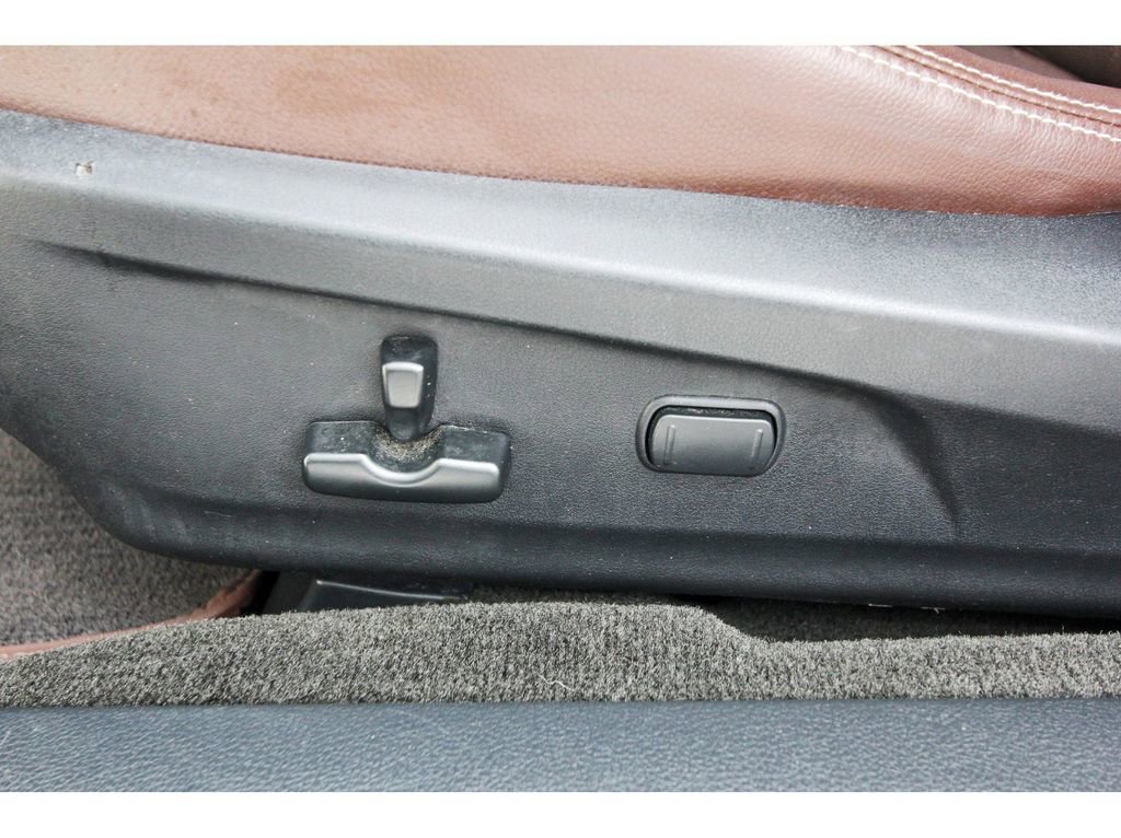 Used 2013 Subaru Outback 3.6R Limited w/ Special Appearance Pkg image 34