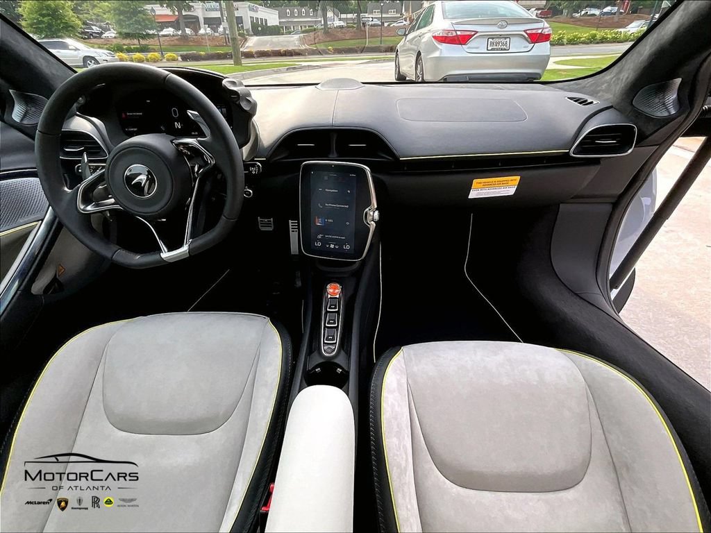 New 2026 McLaren Artura RWD image 5
