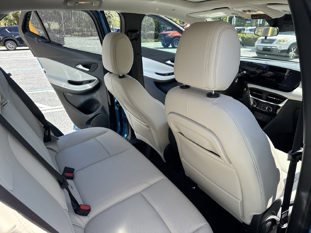 Used 2026 Buick Encore GX Sport Touring w/ Comfort Package FWD image 33