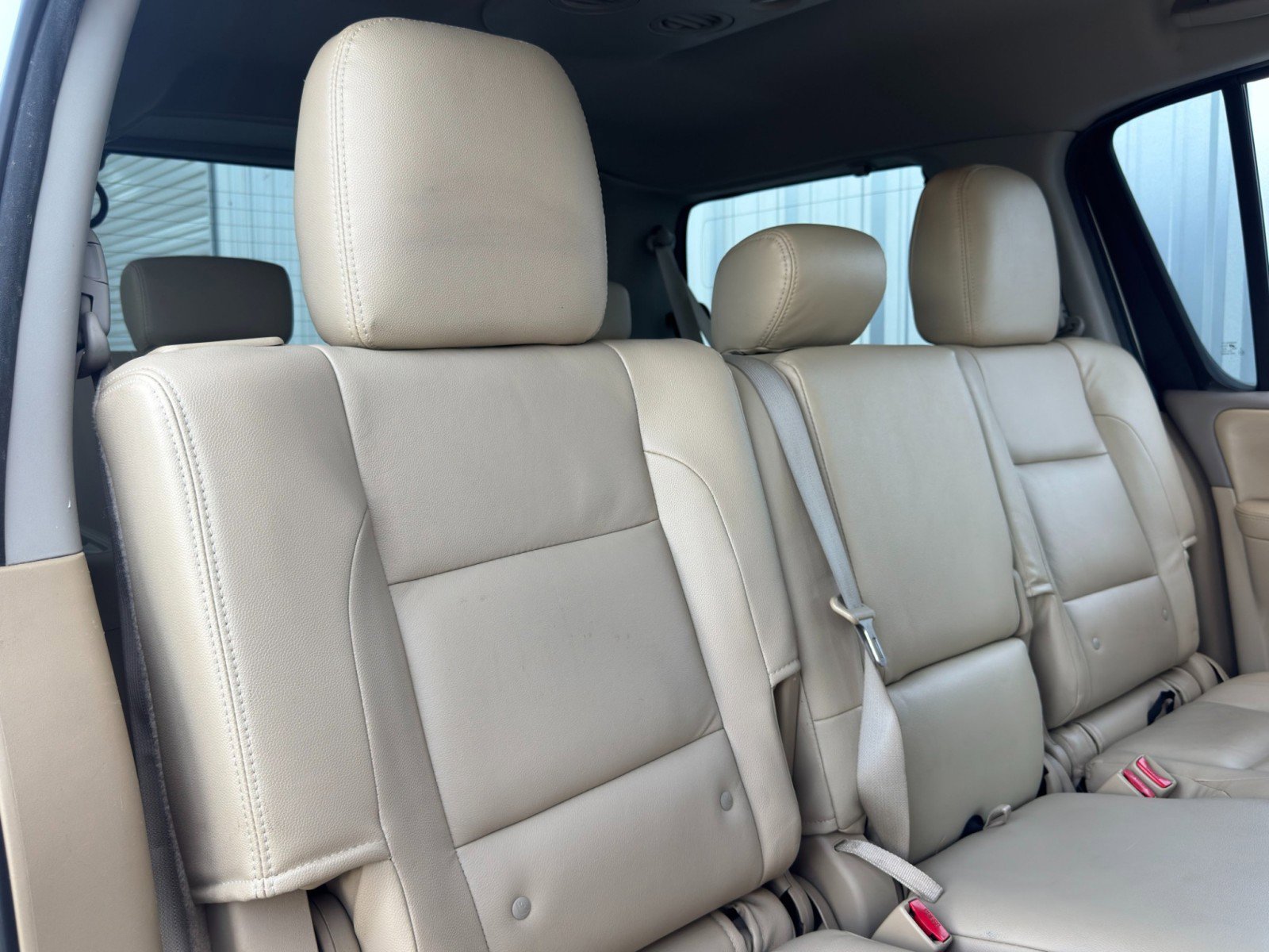 Used 2013 Nissan Armada SV image 31