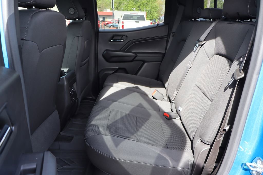 Used 2023 Chevrolet Colorado LT w/ LT Convenience Package II AWD/4WD image 22