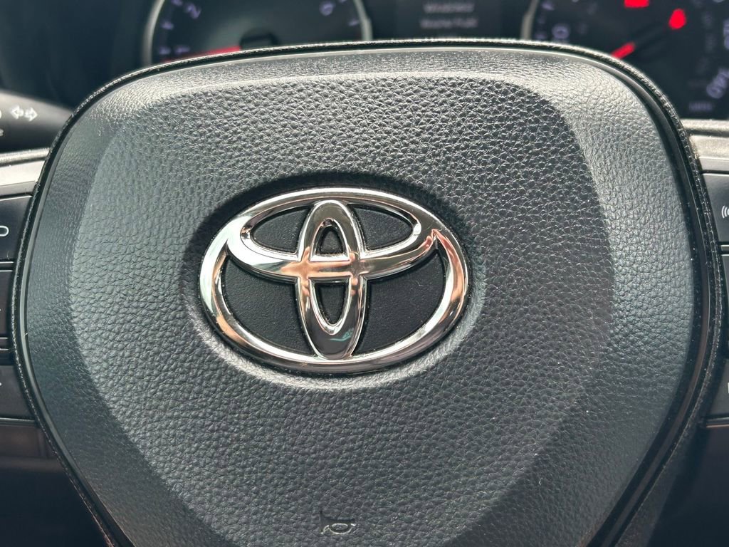 Used 2019 Toyota RAV4 XLE w/ Convenience Package image 36