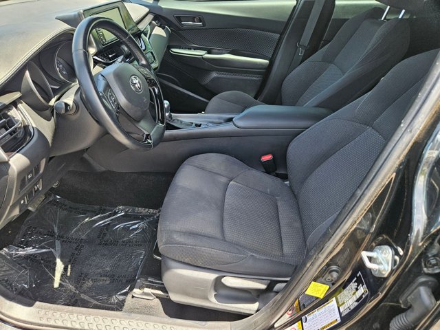Used 2018 Toyota C-HR XLE FWD image 15