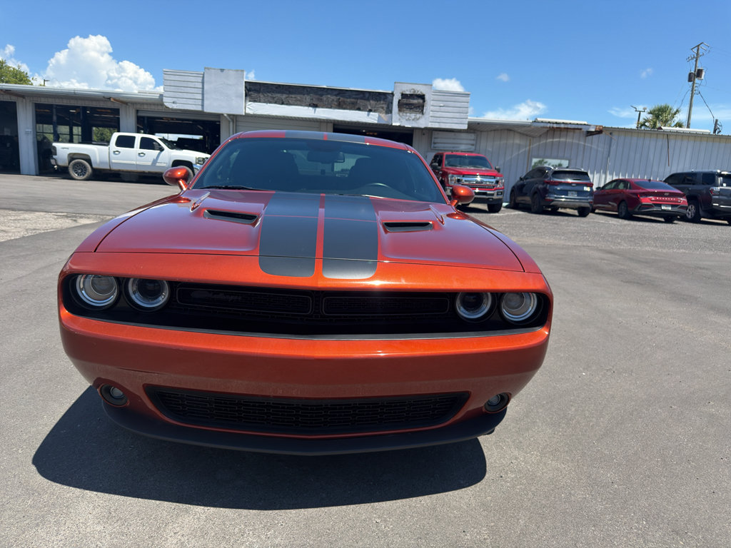 Used 2023 Dodge Challenger SXT w/ Plus Package RWD image 3