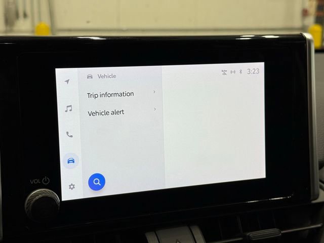 Used 2023 Toyota RAV4 XLE w/ Convenience Package image 32