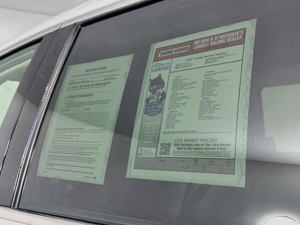 Certified 2023 Chrysler Pacifica Touring-L FWD image 15