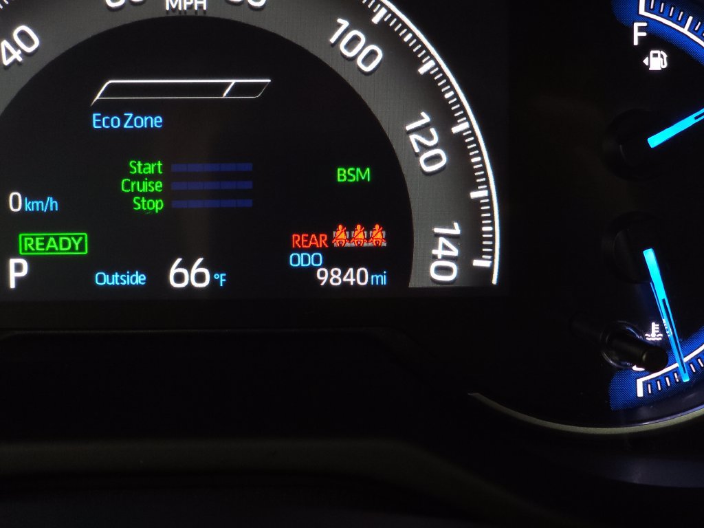 Used 2025 Toyota RAV4 XLE Premium w/ Weather Package AWD/4WD image 22