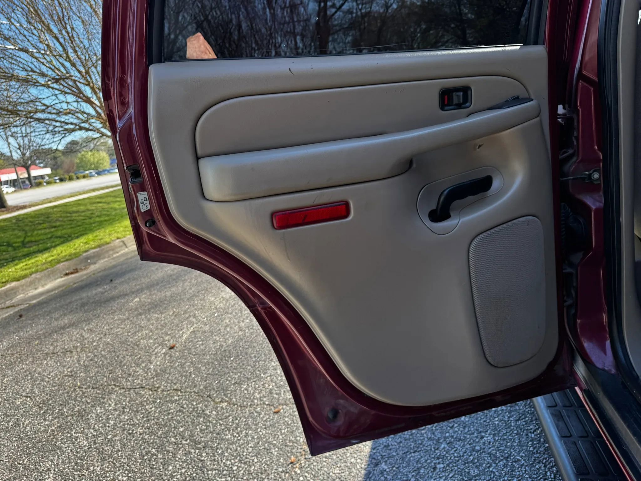 Used 2004 Chevrolet Tahoe LS w/ Preferred Equipment Group image 10