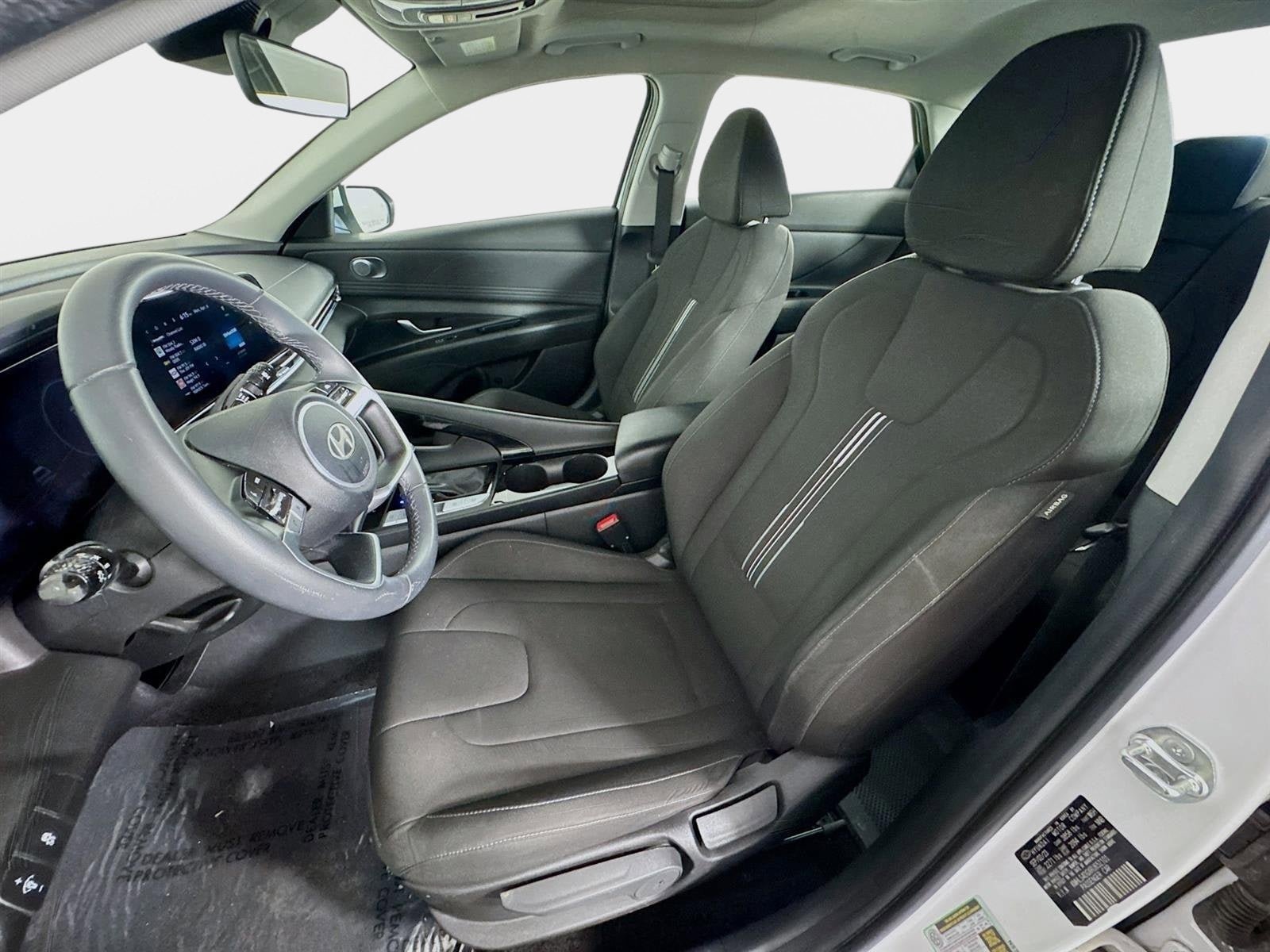 Certified 2024 Hyundai Elantra SEL w/ Convenience Package FWD image 11