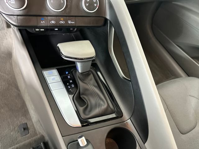 Certified 2023 Hyundai Elantra SE image 20