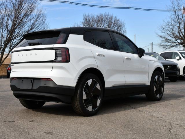 New 2026 Volvo EX30 Plus w/ Protection Package Premier image 7