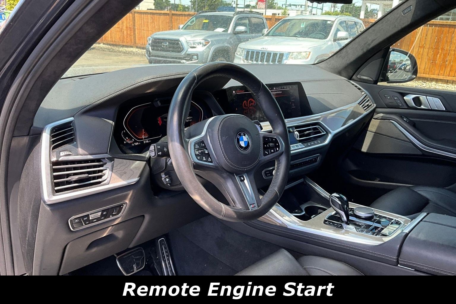 Used 2020 BMW X7 xDrive40i w/ M Sport Package AWD/4WD image 16
