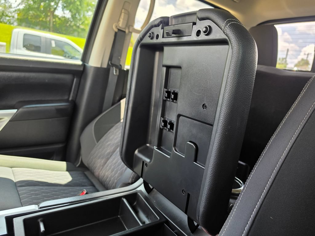 Used 2021 Nissan Titan SV w/ SV Convenience Package AWD/4WD image 33