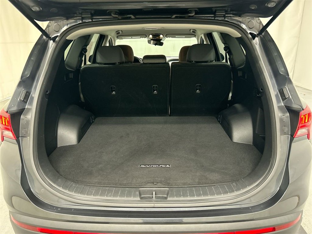 Used 2022 Hyundai Santa Fe SEL w/ Cargo Package image 21
