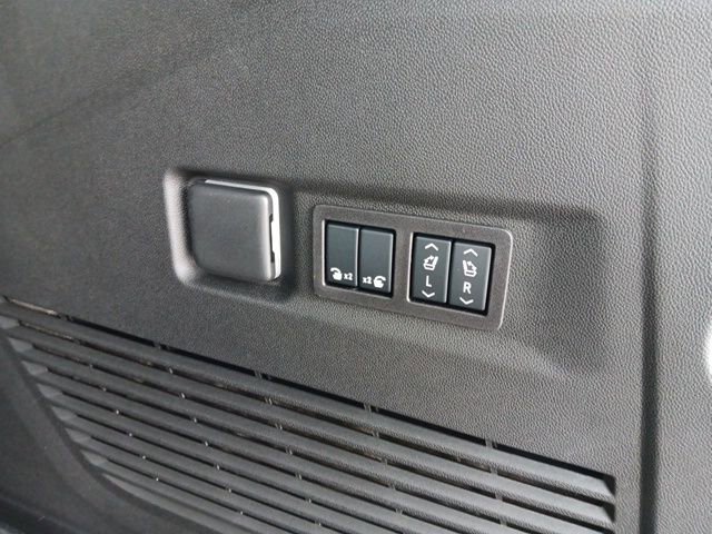 New 2026 Chevrolet Suburban Premier image 26