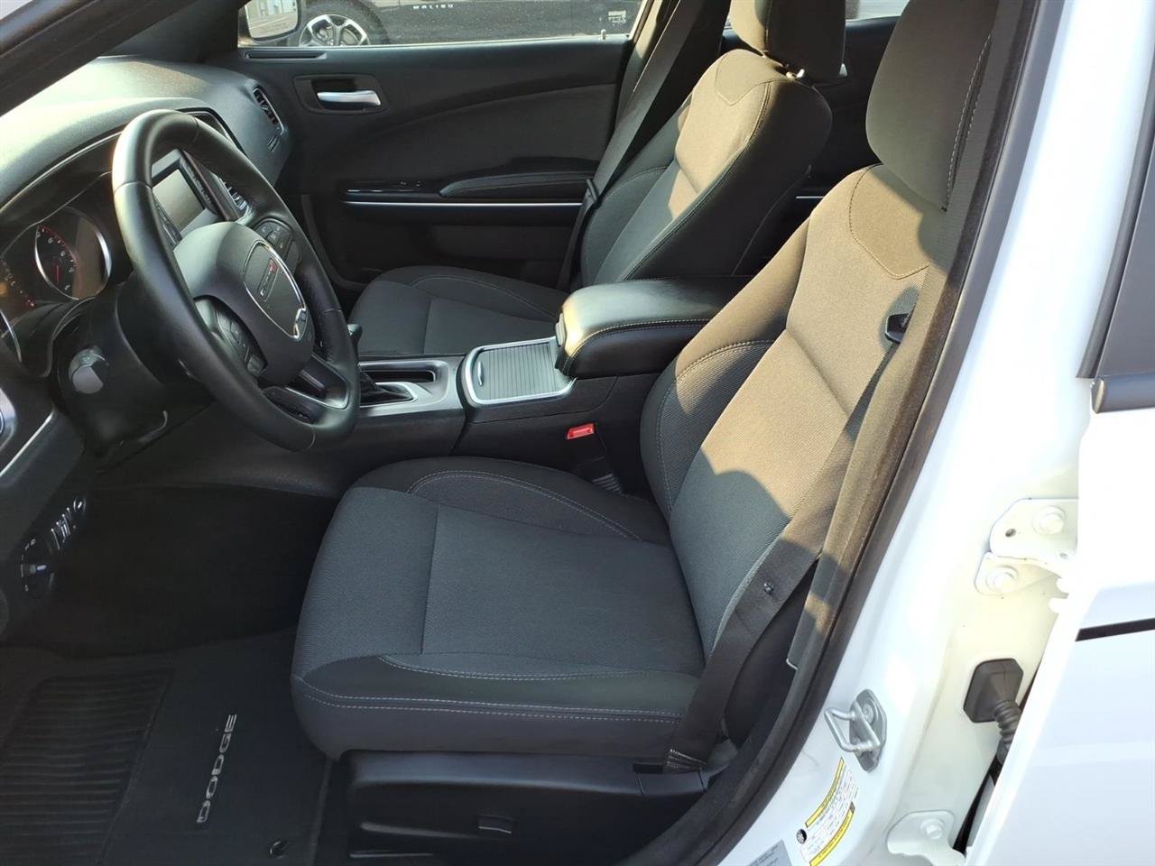 Used 2017 Dodge Charger SE w/ Popular Equipment Group RWD image 10