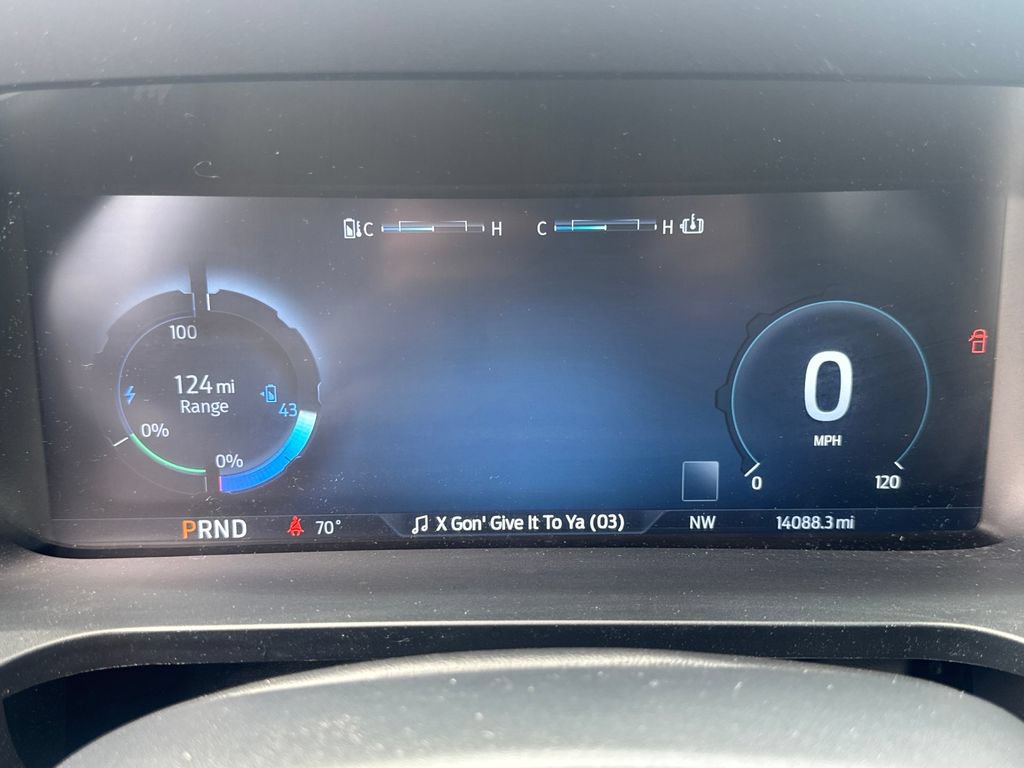 Used 2025 Ford F150 Lightning Flash AWD/4WD image 37