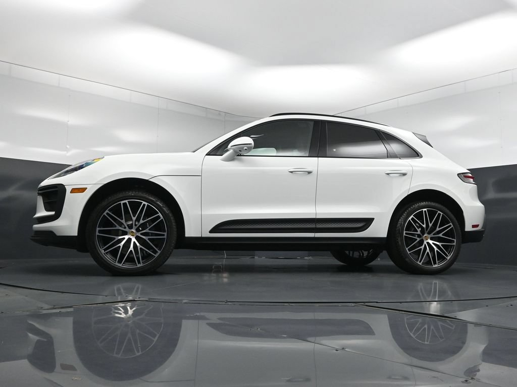 New 2026 Porsche Macan AWD/4WD image 23