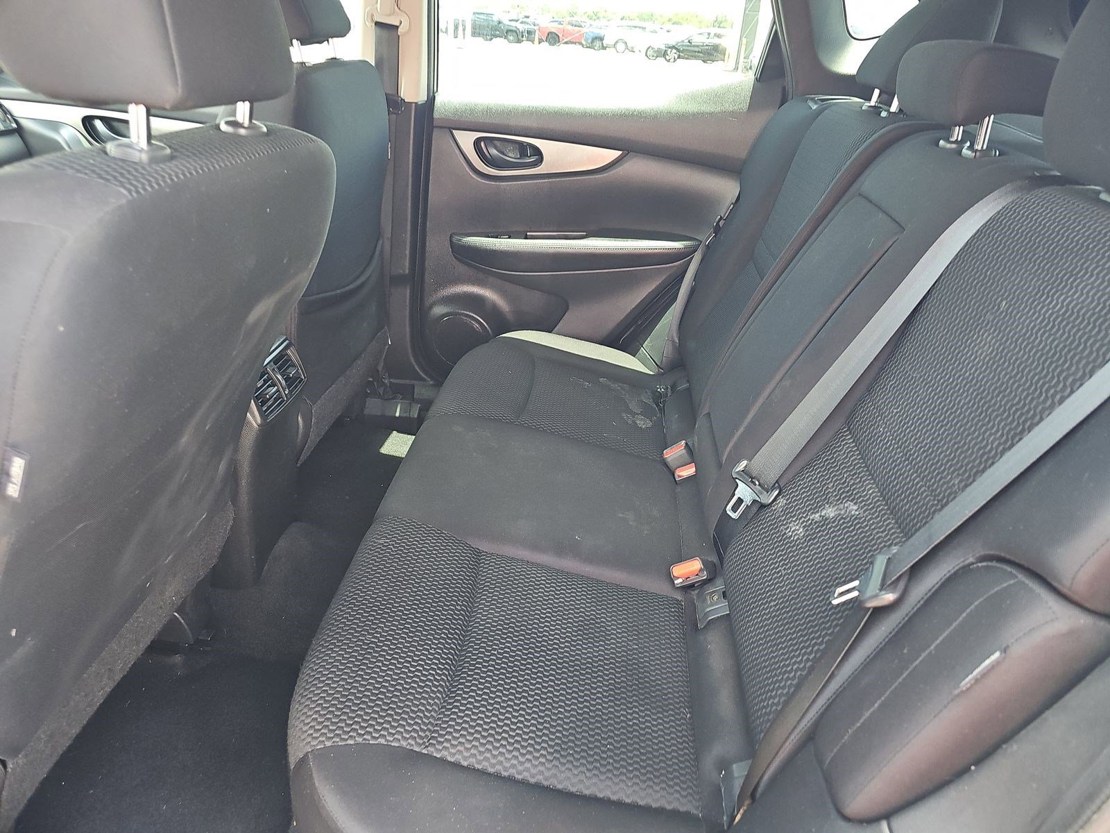 Used 2020 Nissan Rogue Sport S w/ Appearance Package FWD image 11
