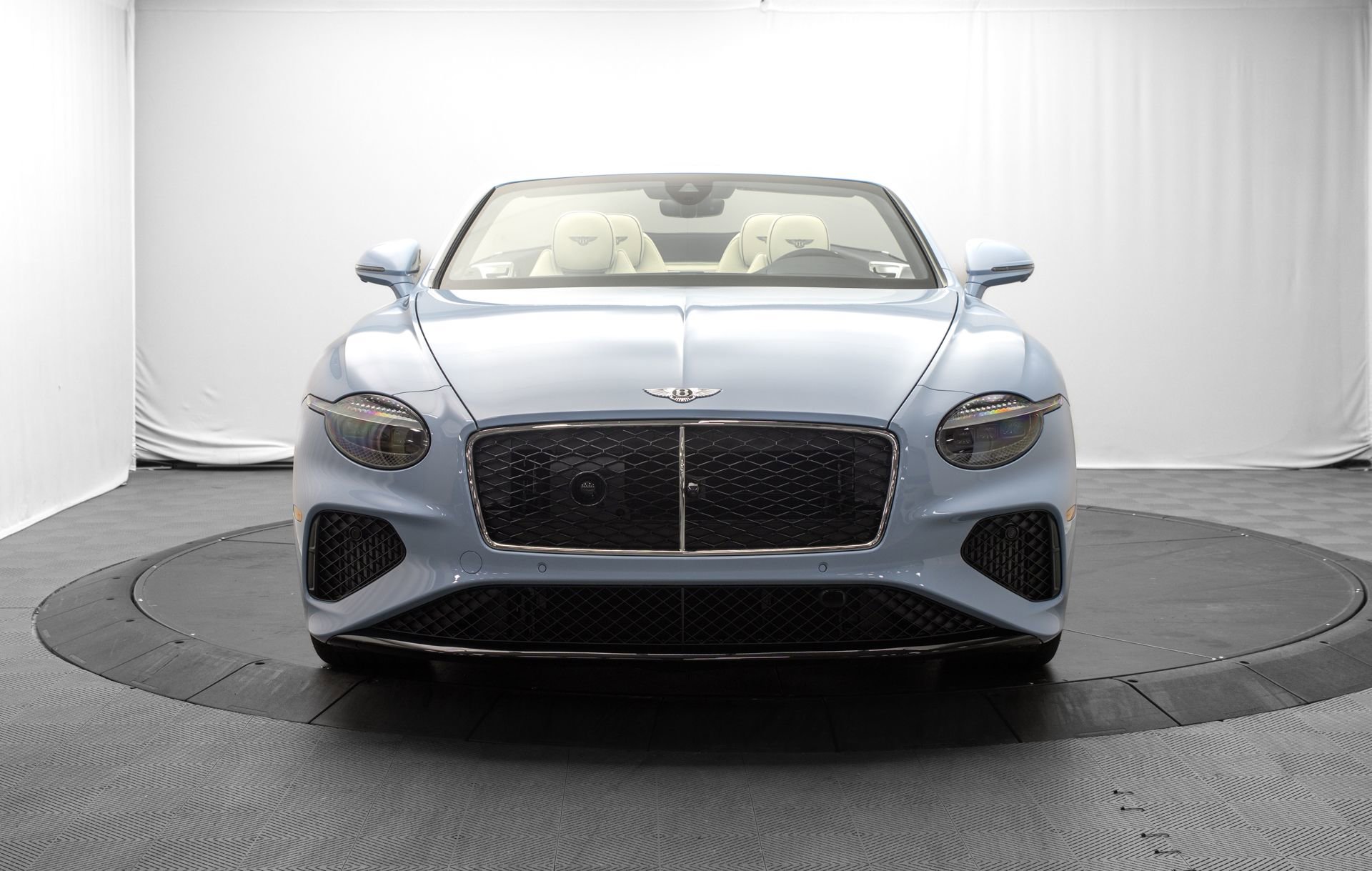 New 2026 Bentley Continental GTC AWD/4WD image 8
