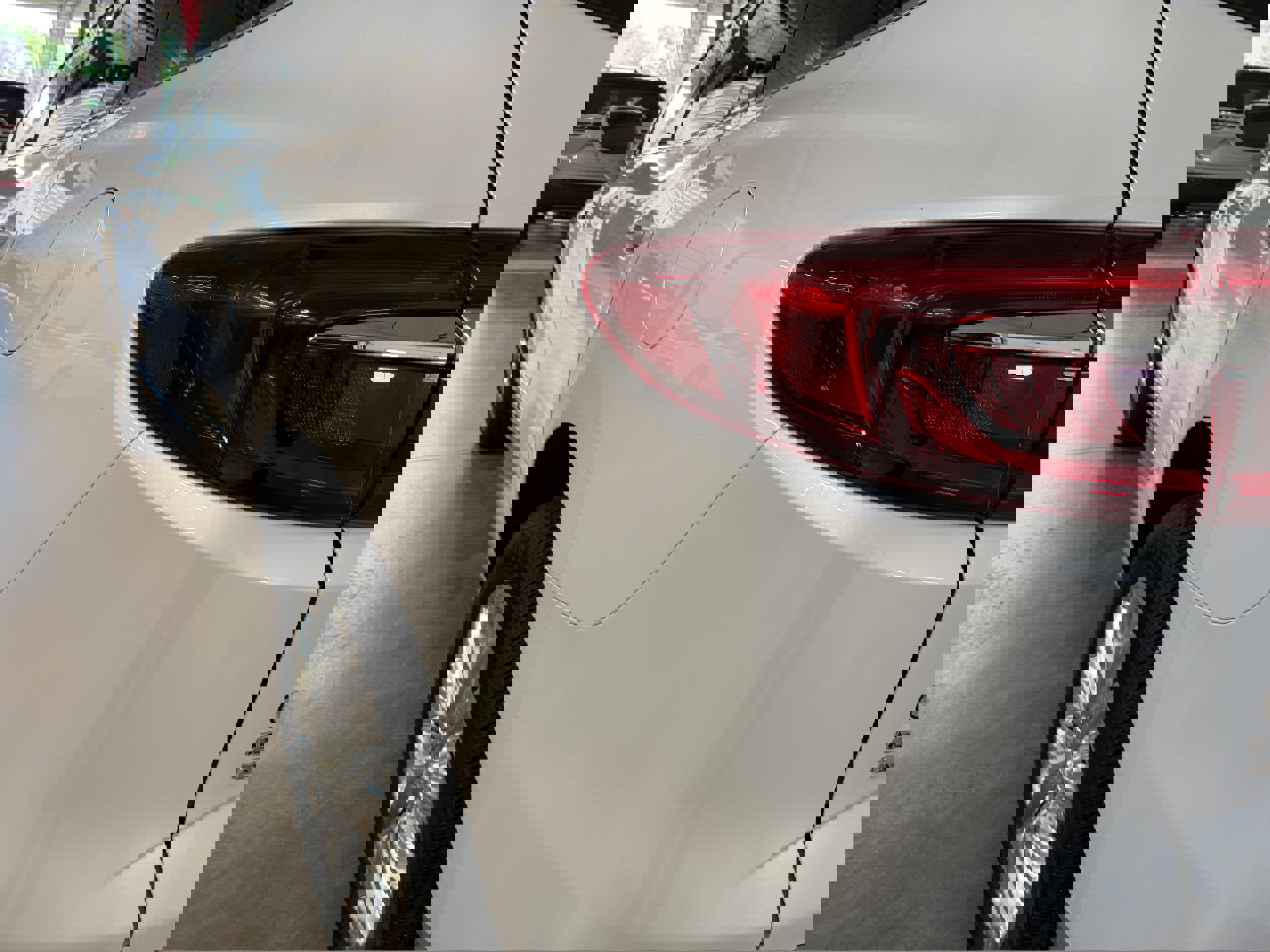 Used 2020 Buick Enclave Premium w/ Surround and Sites Package image 29