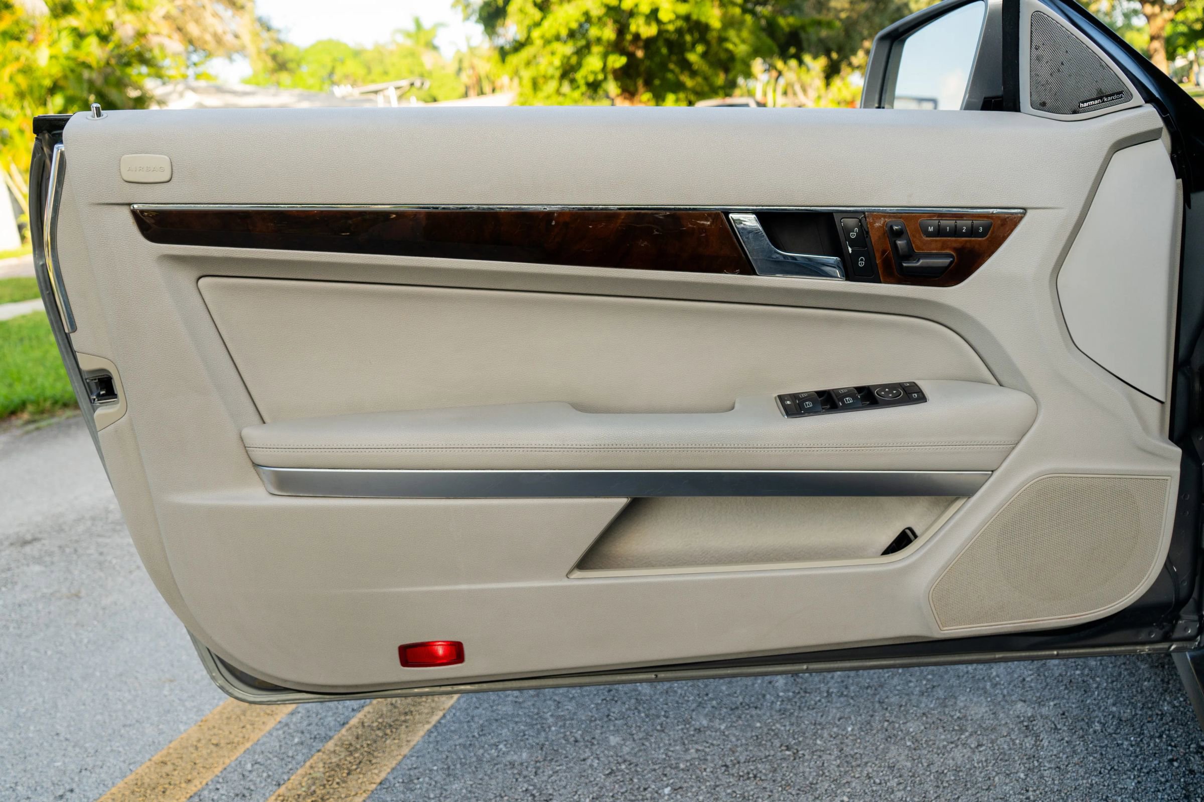 Used 2011 Mercedes-Benz E 350 Cabriolet w/ Premium 2 Pkg image 62