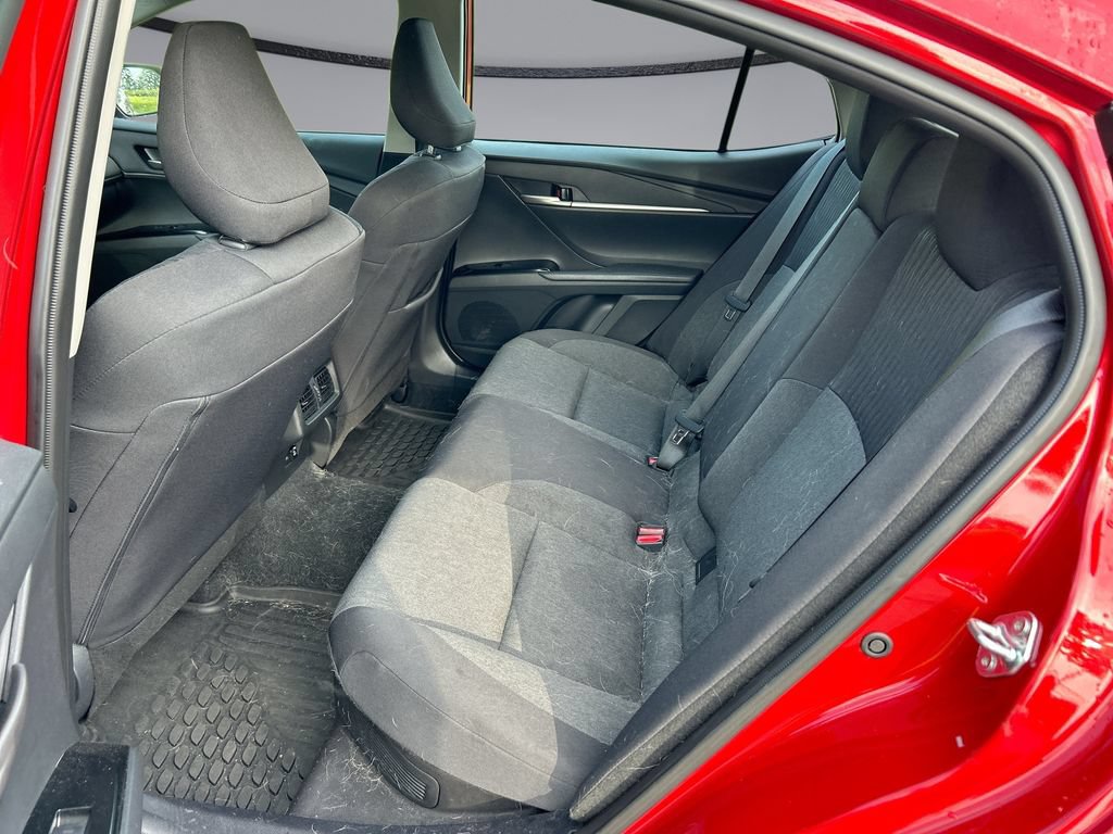 Used 2025 Toyota Camry LE FWD image 29