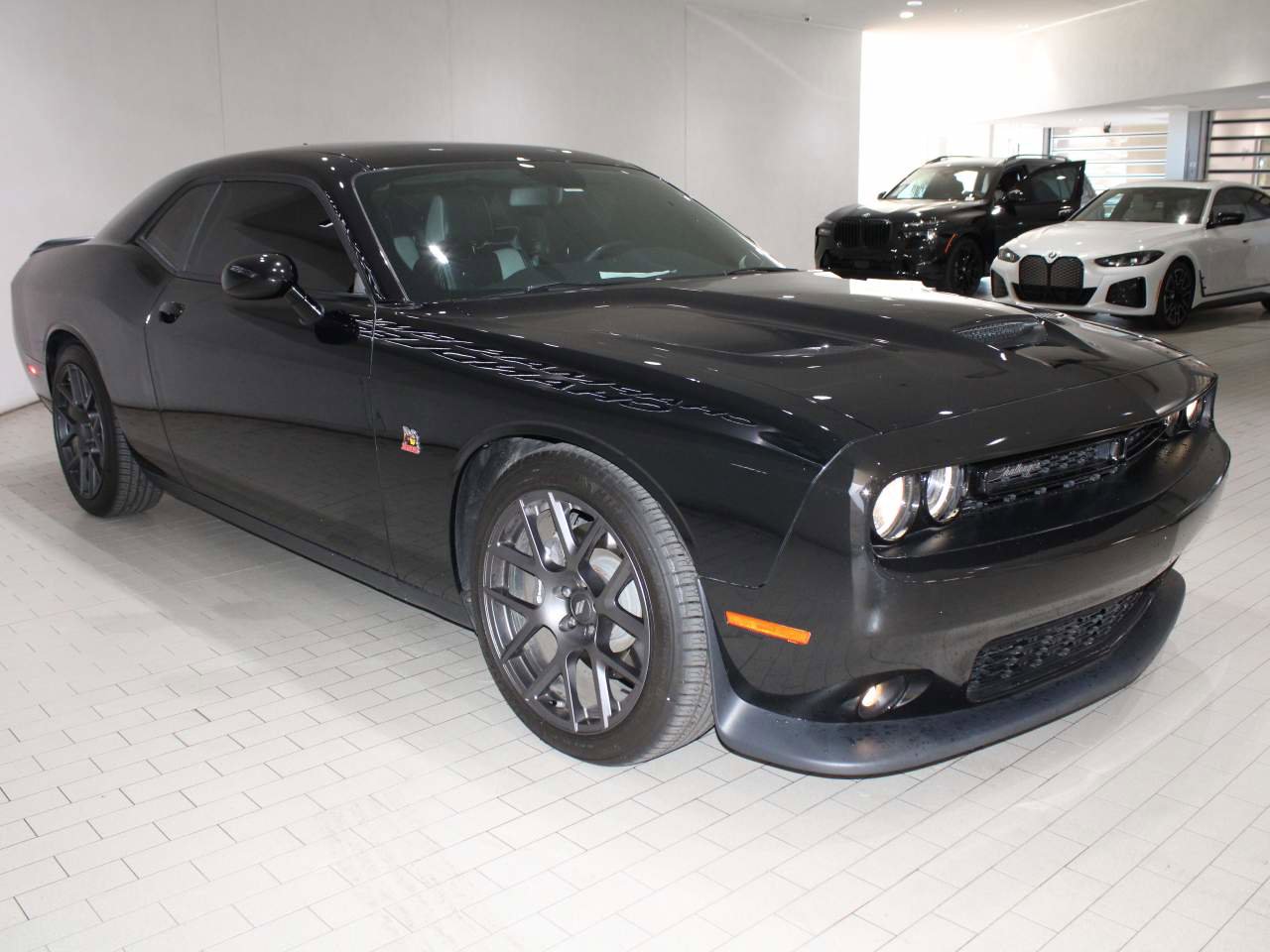 Used 2019 Dodge Challenger R/T Scat Pack w/ Scat Pack Stripe image 9