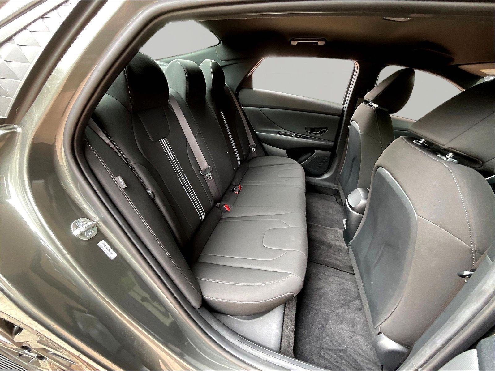 Used 2026 Hyundai Elantra Sport w/ Cargo Package FWD image 24