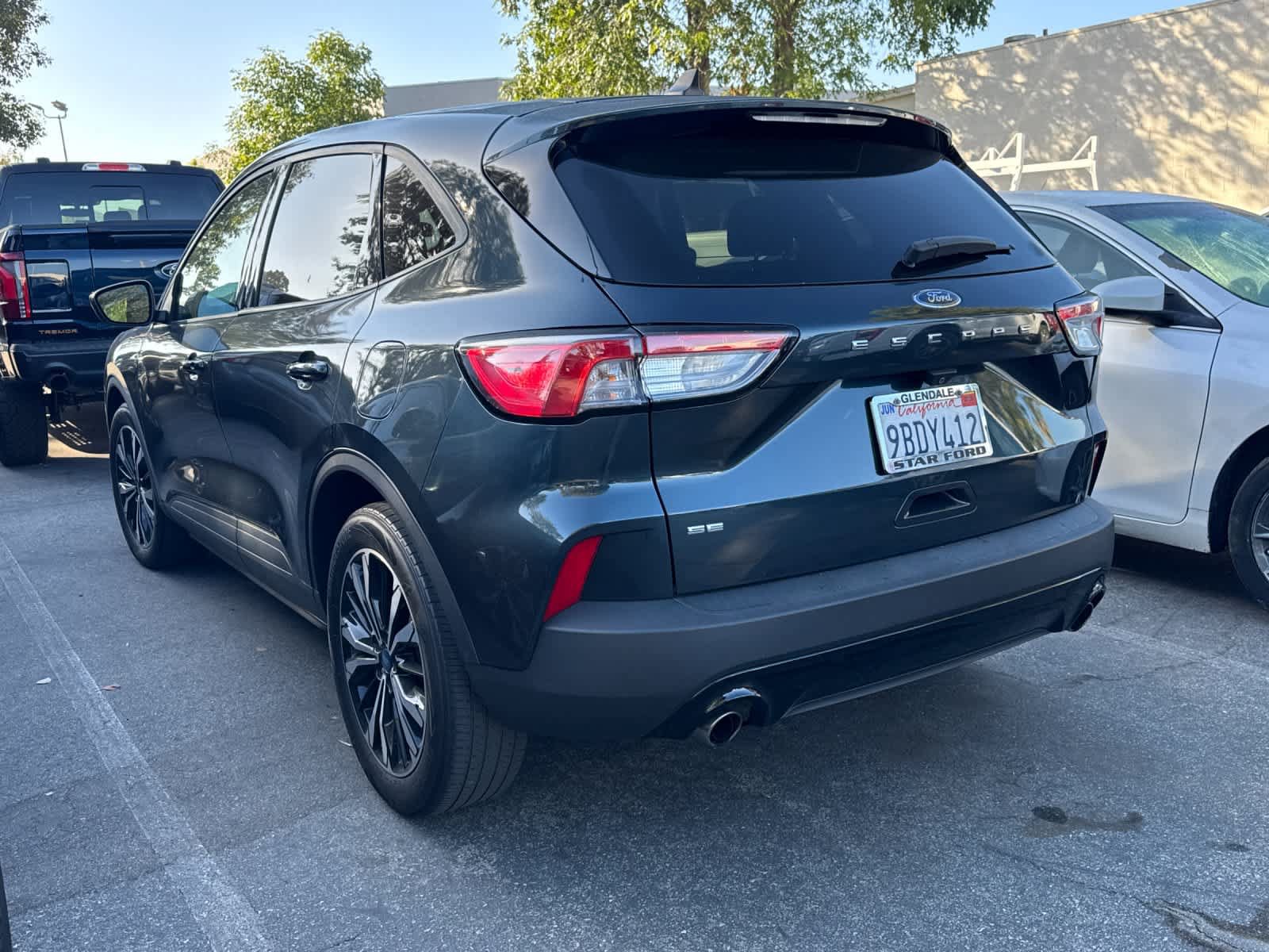 Certified 2022 Ford Escape SE w/ SE Sport Appearance Package FWD image 6