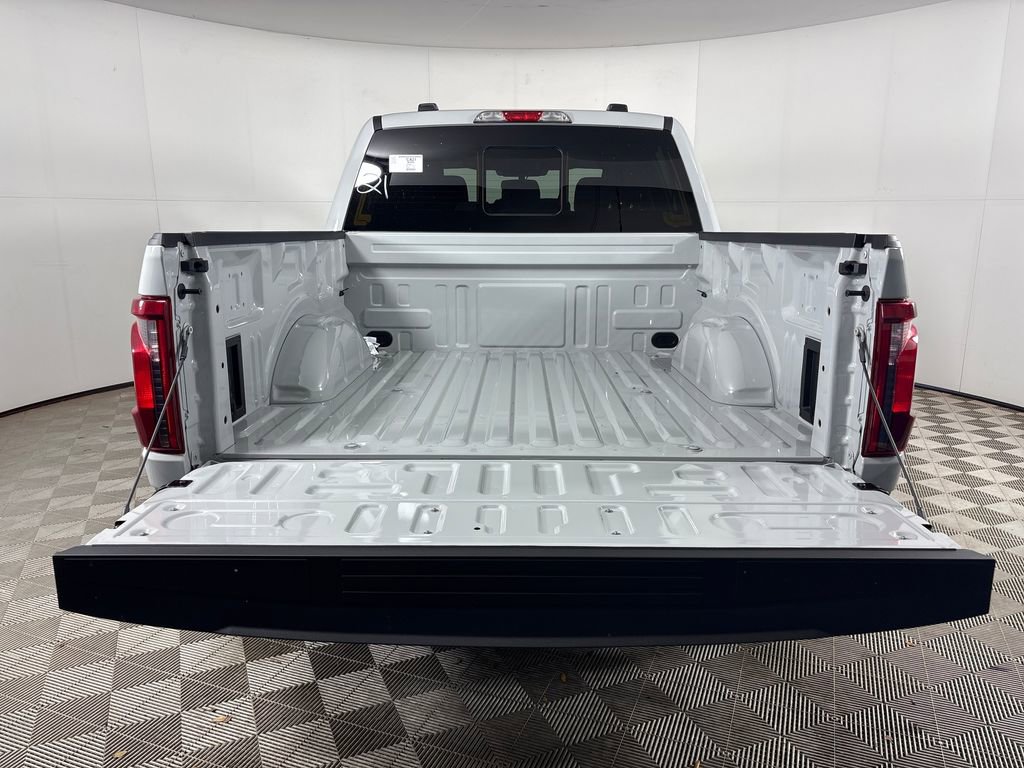 New 2026 Ford F150 XLT image 28