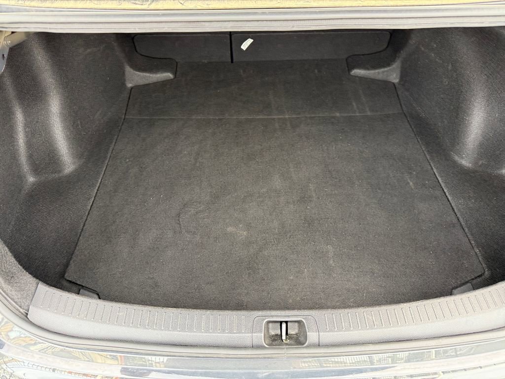 Used 2024 Toyota Corolla LE FWD image 23