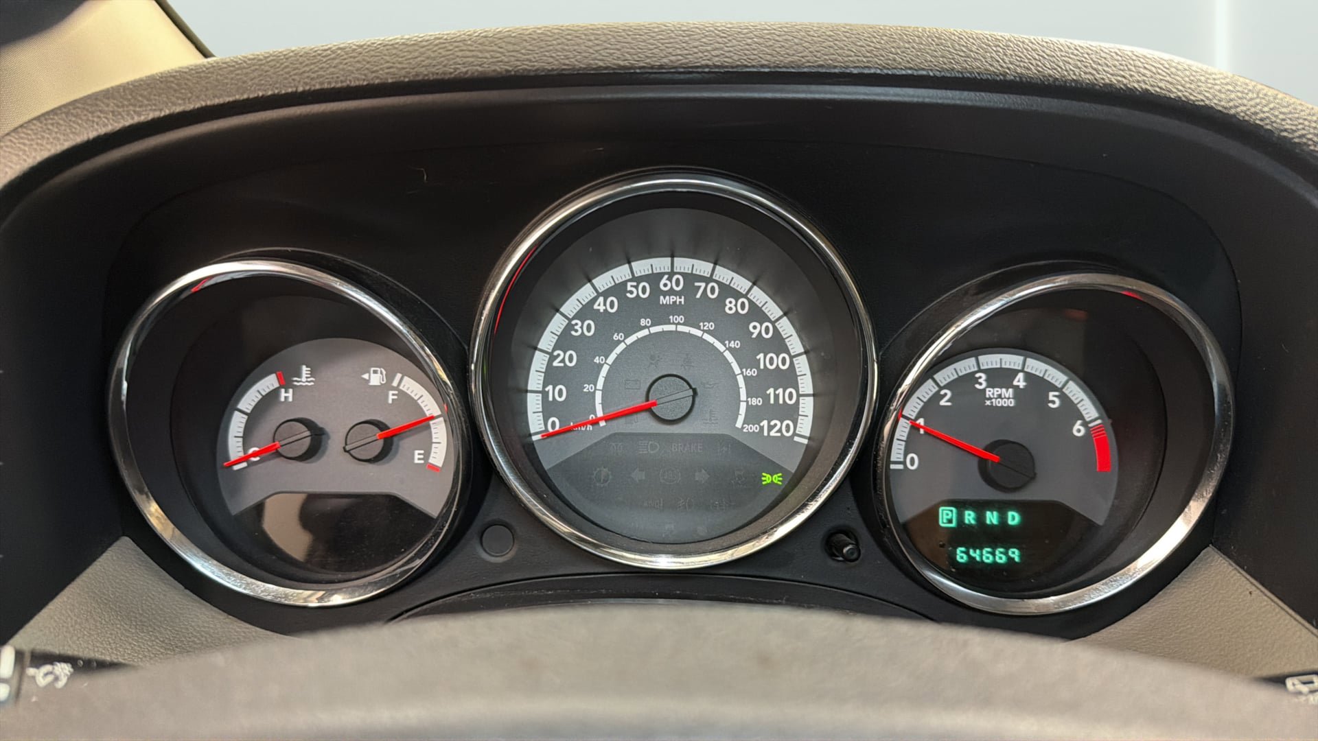 Used 2010 Dodge Caliber Mainstreet image 29