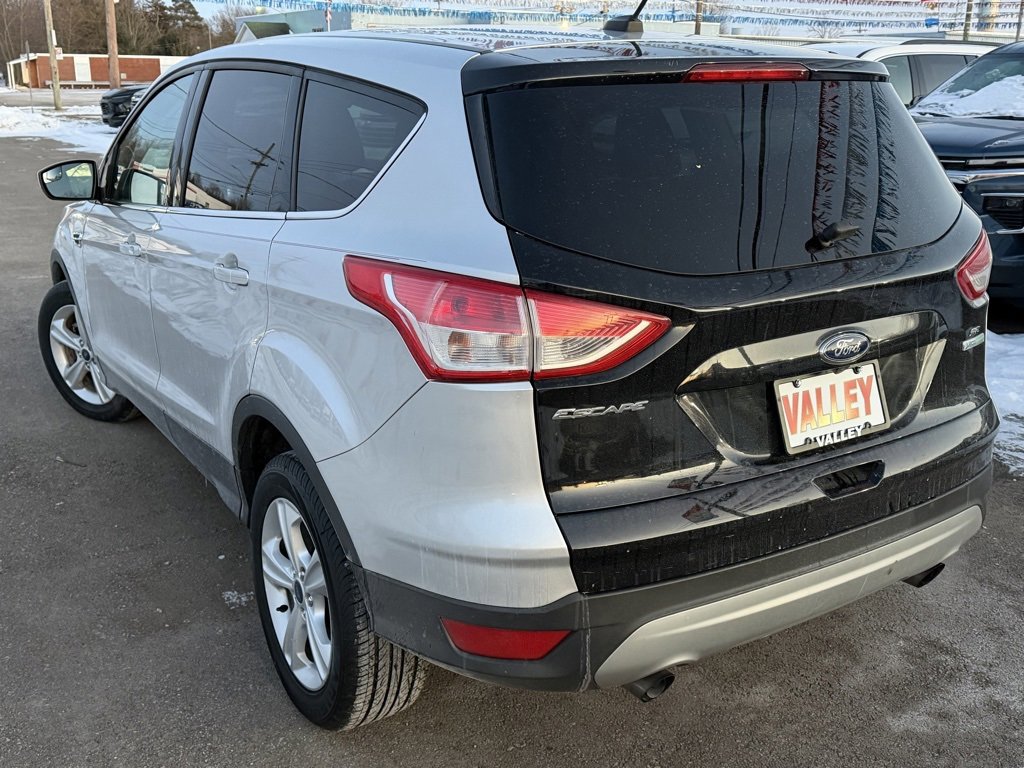 Used 2015 Ford Escape SE image 10