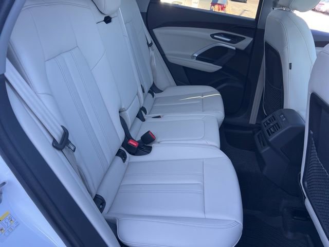 New 2025 Audi Q5 Premium image 25