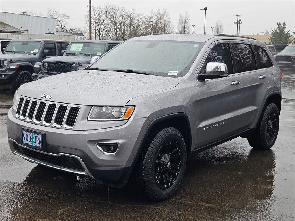Used 2015 Jeep Grand Cherokee Limited w/ Trailer Tow Group IV image 3