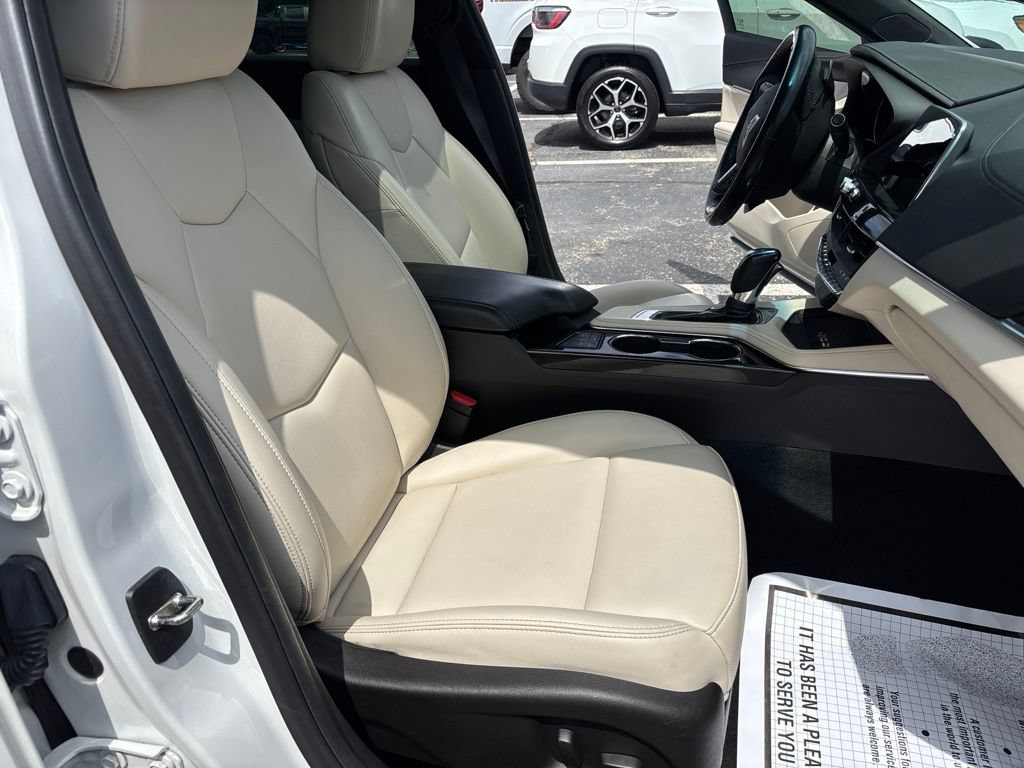 Used 2020 Cadillac CT4 Luxury w/ Sun And Sound Package RWD image 38