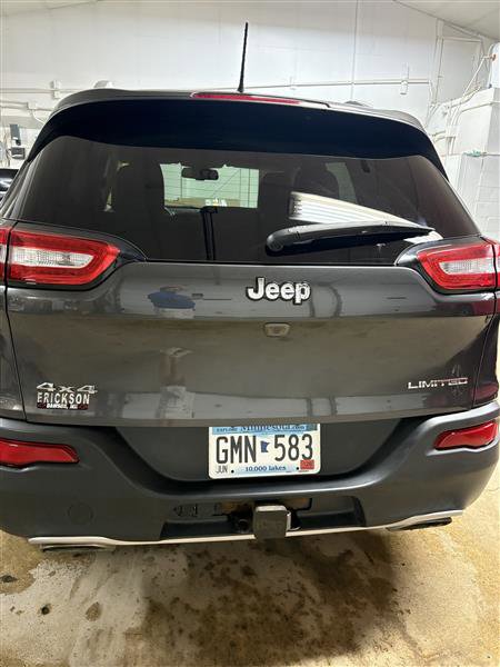 Used 2015 Jeep Cherokee Limited w/ Trailer Tow Group image 4