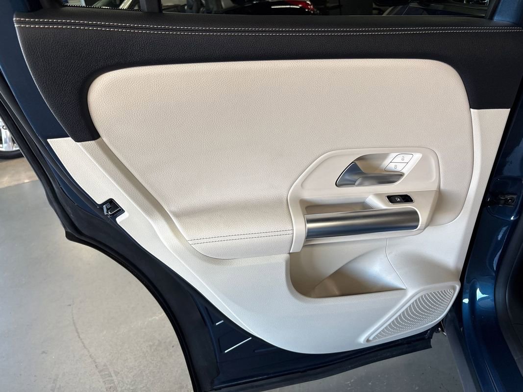 Used 2023 Mercedes-Benz GLA 250 4MATIC image 43