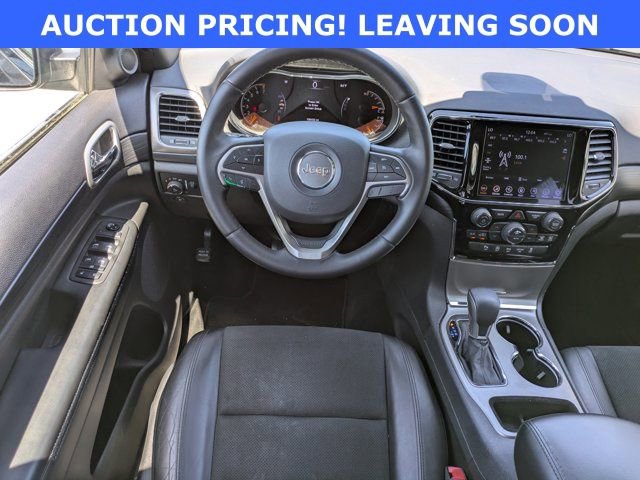 Used 2019 Jeep Grand Cherokee Laredo w/ Laredo X Package RWD image 15