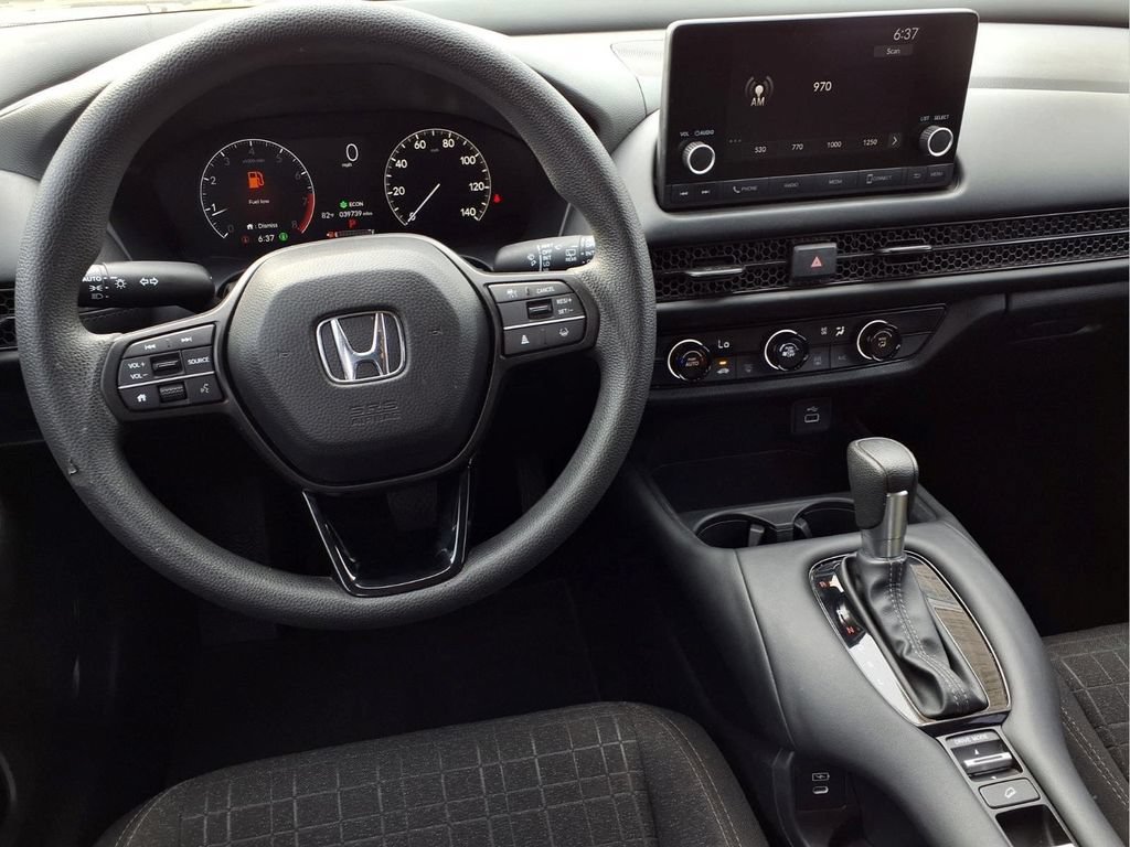 Certified 2025 Honda HR-V LX image 13