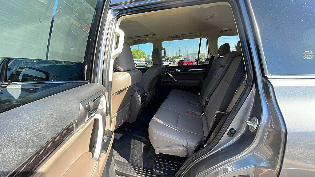 Certified 2023 Lexus GX 460 Premium image 13