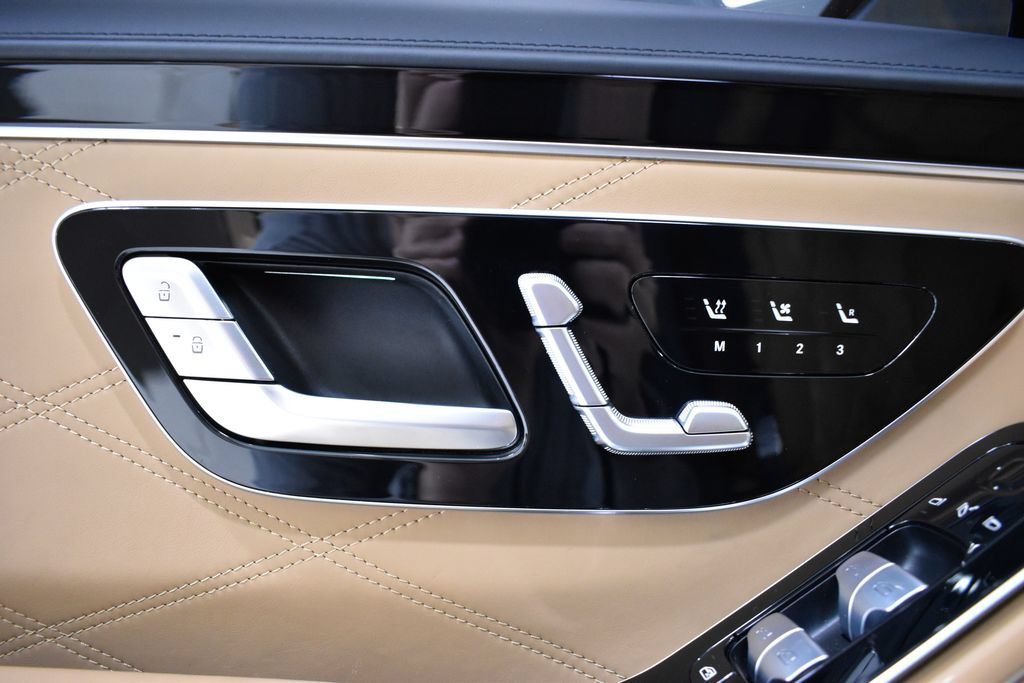 Certified 2023 Mercedes-Benz Maybach S 680 4MATIC image 17