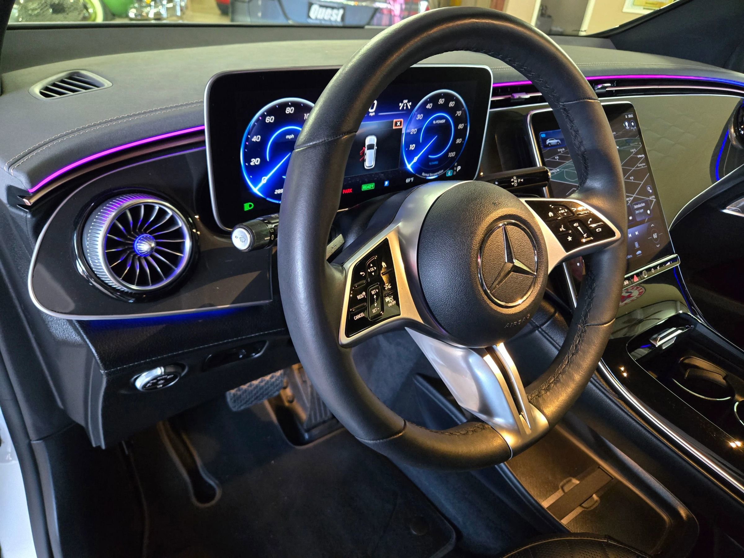 Used 2023 Mercedes-Benz EQE 500 4MATIC SUV image 42