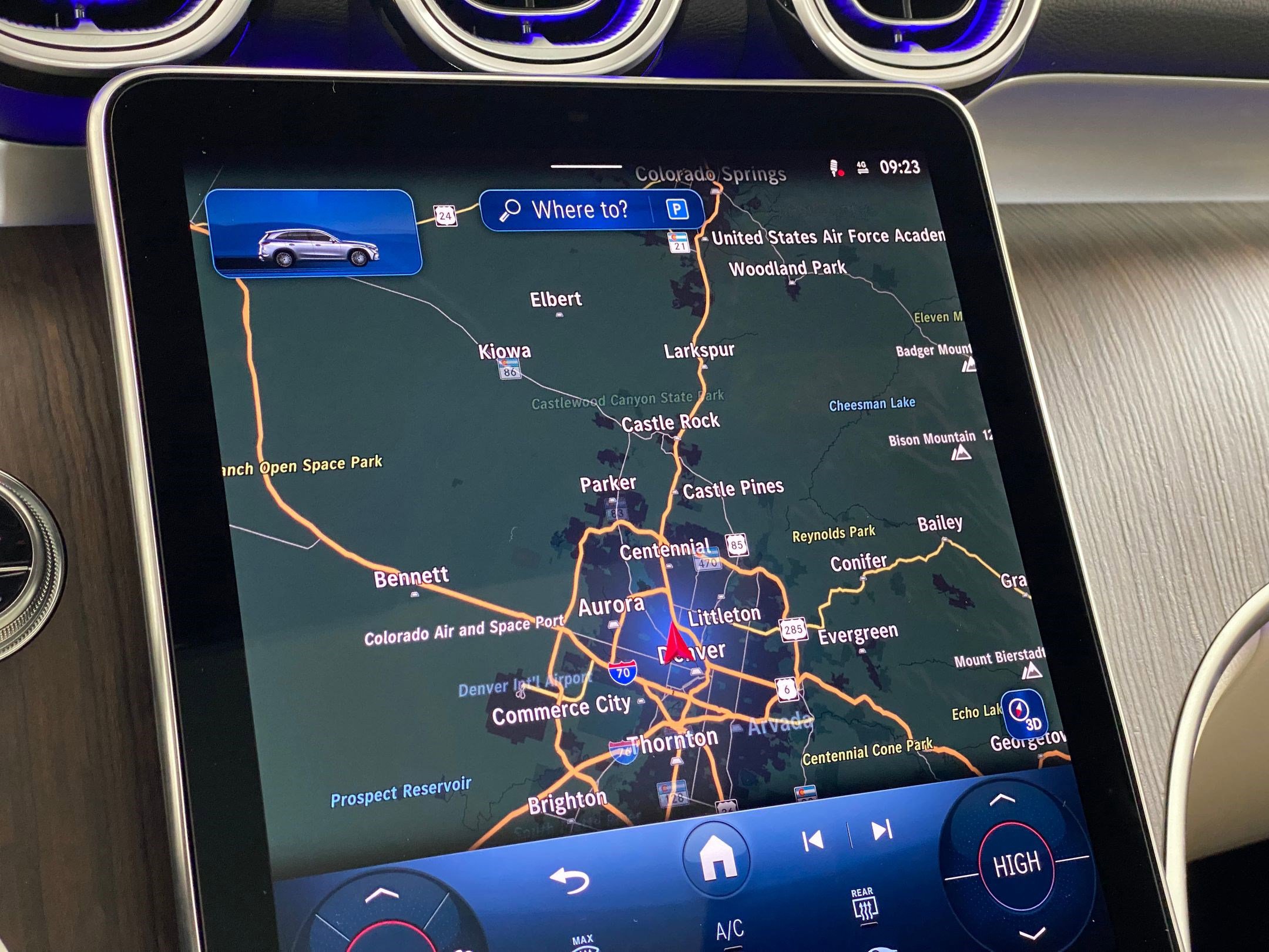 Used 2026 Mercedes-Benz GLC 300 4MATIC image 25