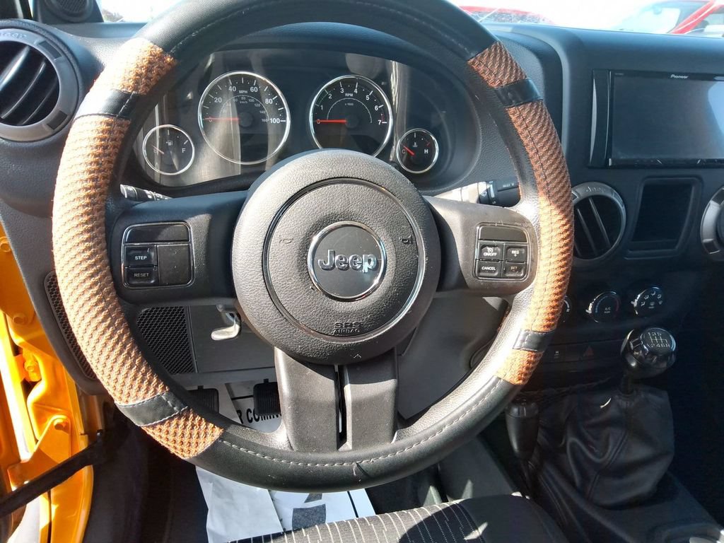 Used 2012 Jeep Wrangler Sport AWD/4WD image 13