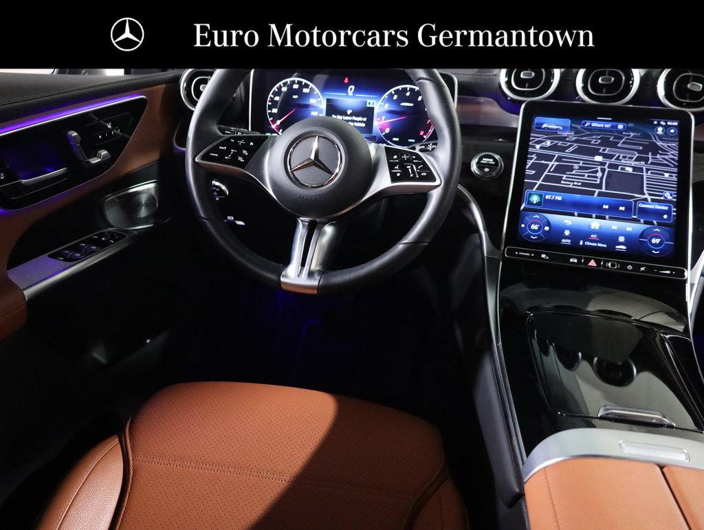 Used 2024 Mercedes-Benz GLC 300 4MATIC image 53