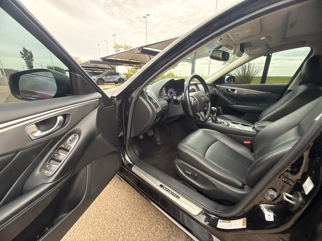 Used 2015 INFINITI Q50 Premium w/ Navigation Package AWD/4WD image 8